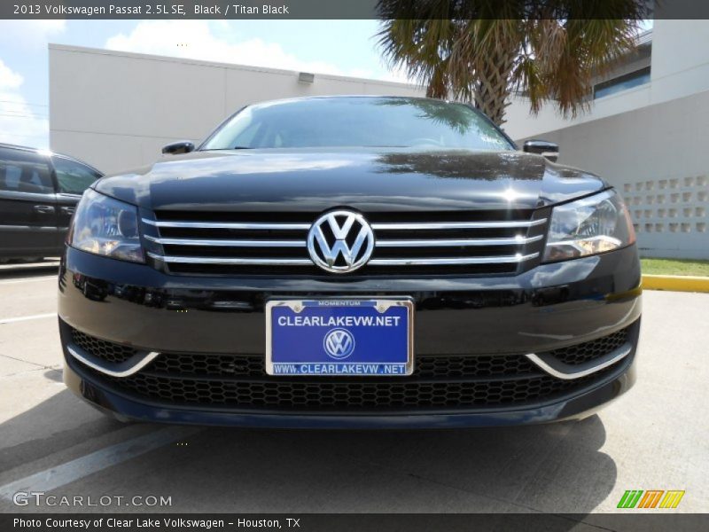 Black / Titan Black 2013 Volkswagen Passat 2.5L SE