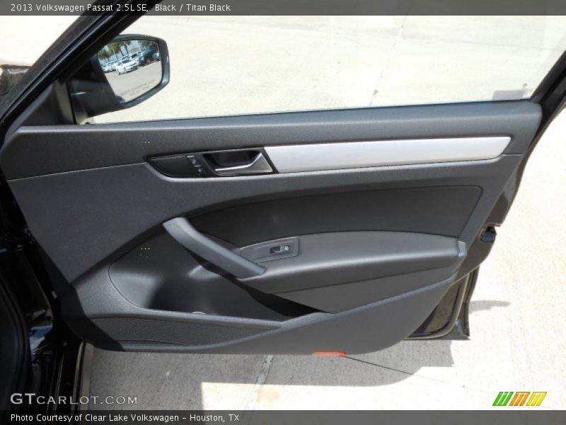 Black / Titan Black 2013 Volkswagen Passat 2.5L SE