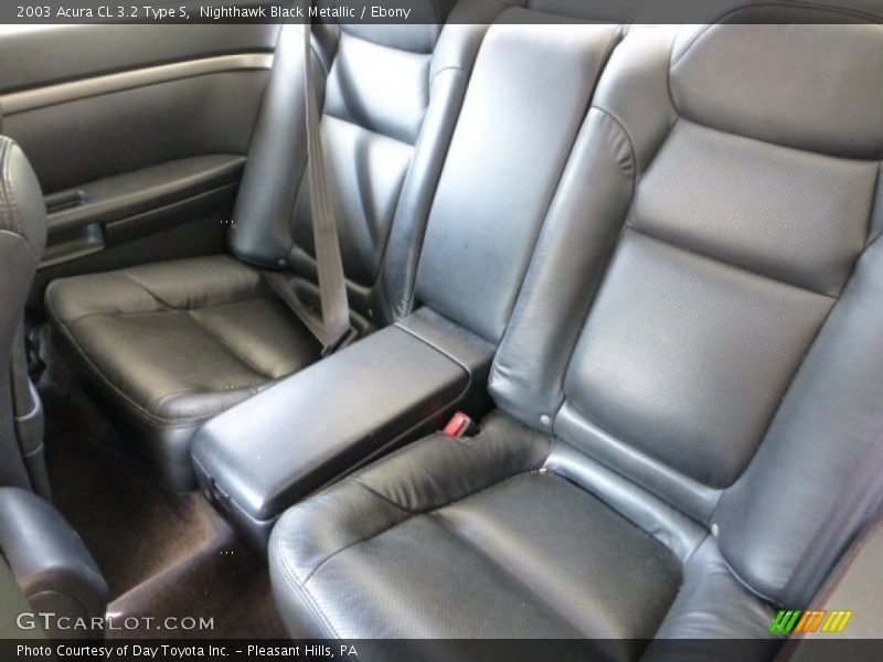Rear Seat of 2003 CL 3.2 Type S