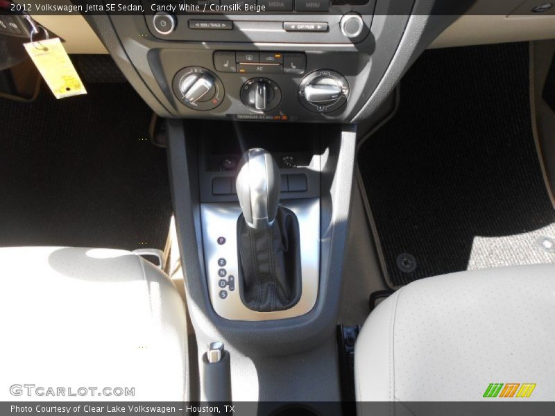 Candy White / Cornsilk Beige 2012 Volkswagen Jetta SE Sedan