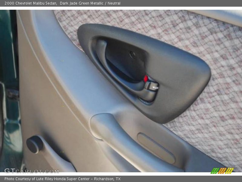 Dark Jade Green Metallic / Neutral 2000 Chevrolet Malibu Sedan