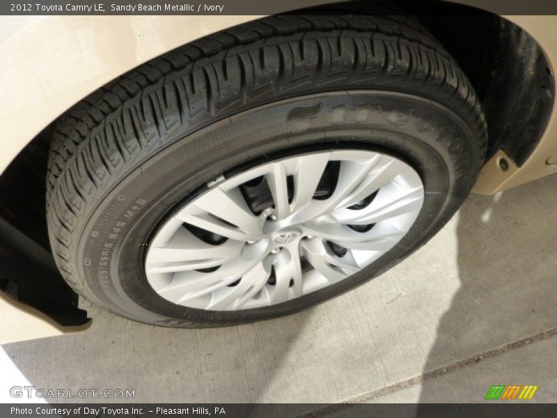 Sandy Beach Metallic / Ivory 2012 Toyota Camry LE