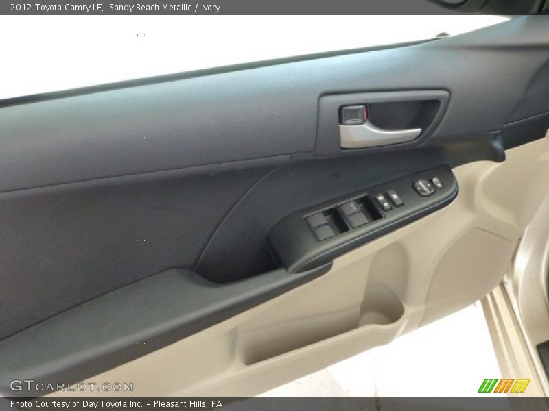 Sandy Beach Metallic / Ivory 2012 Toyota Camry LE