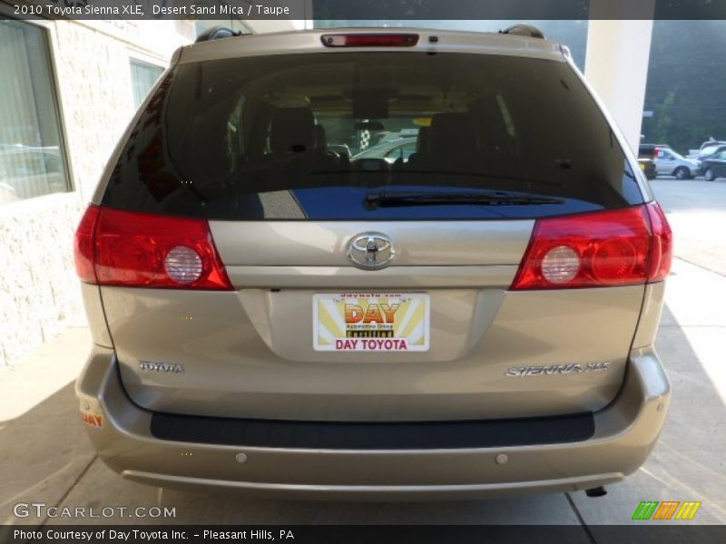 Desert Sand Mica / Taupe 2010 Toyota Sienna XLE
