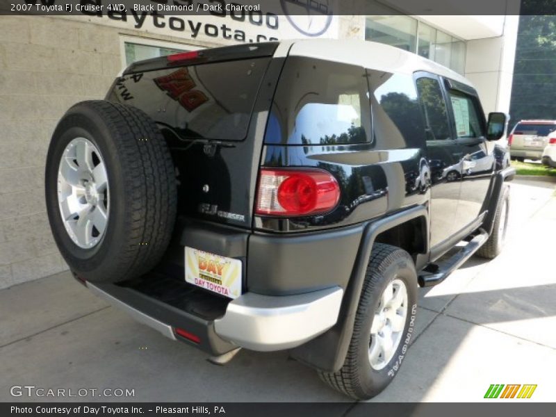 Black Diamond / Dark Charcoal 2007 Toyota FJ Cruiser 4WD