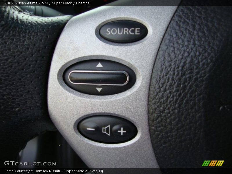 Super Black / Charcoal 2009 Nissan Altima 2.5 SL