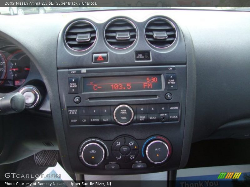 Super Black / Charcoal 2009 Nissan Altima 2.5 SL