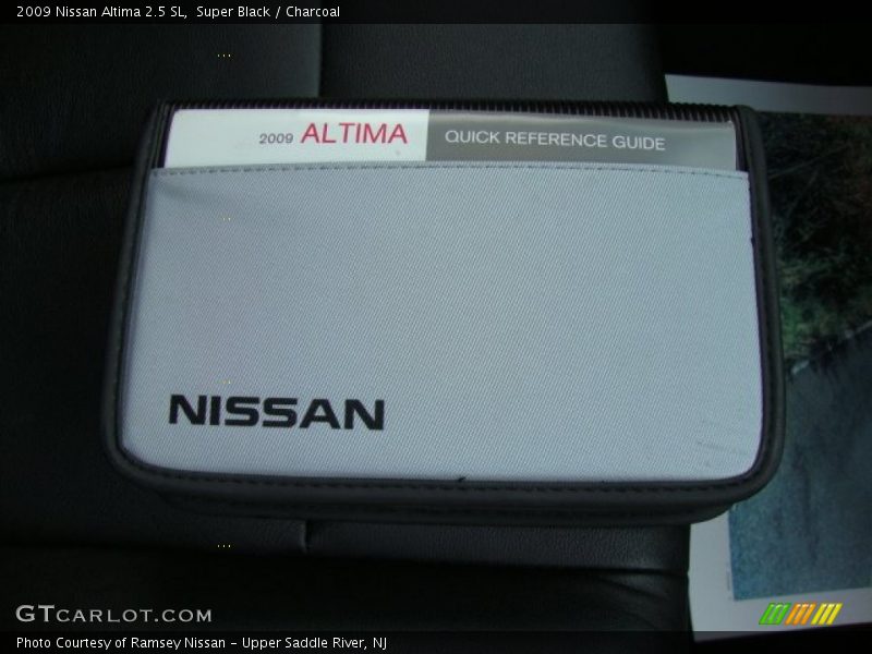 Super Black / Charcoal 2009 Nissan Altima 2.5 SL