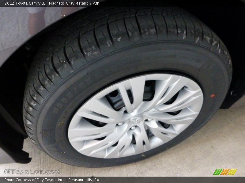 Magnetic Gray Metallic / Ash 2012 Toyota Camry LE