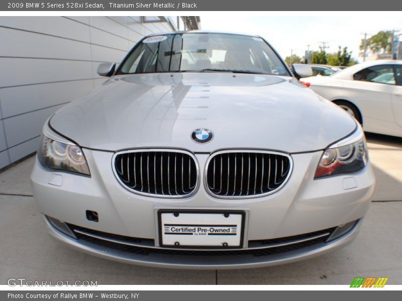 Titanium Silver Metallic / Black 2009 BMW 5 Series 528xi Sedan