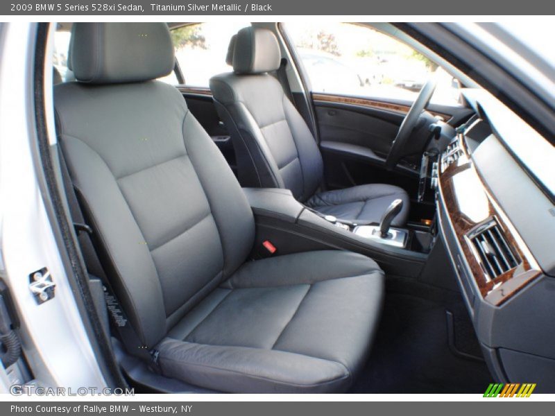 Titanium Silver Metallic / Black 2009 BMW 5 Series 528xi Sedan