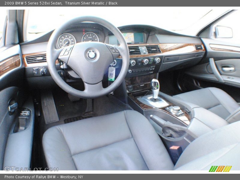 Titanium Silver Metallic / Black 2009 BMW 5 Series 528xi Sedan