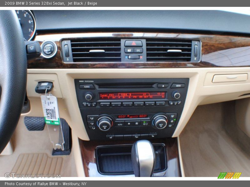 Jet Black / Beige 2009 BMW 3 Series 328xi Sedan