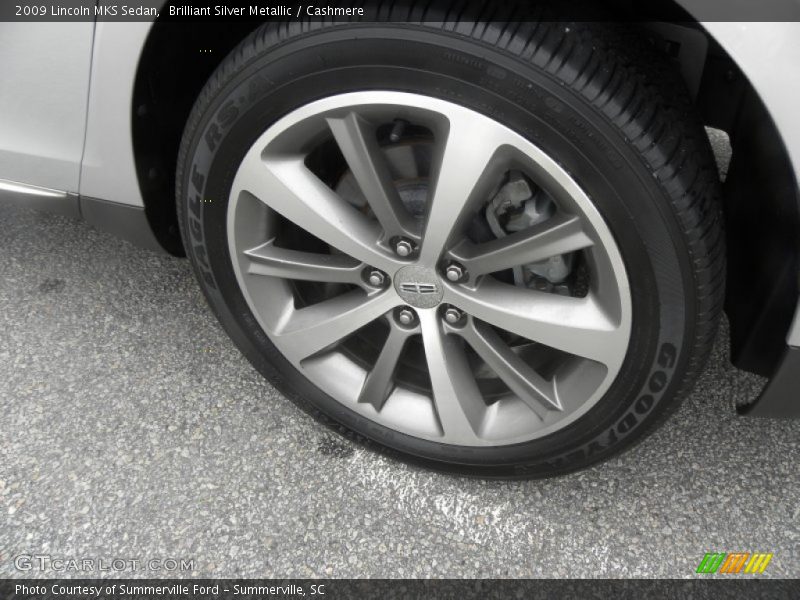 Brilliant Silver Metallic / Cashmere 2009 Lincoln MKS Sedan