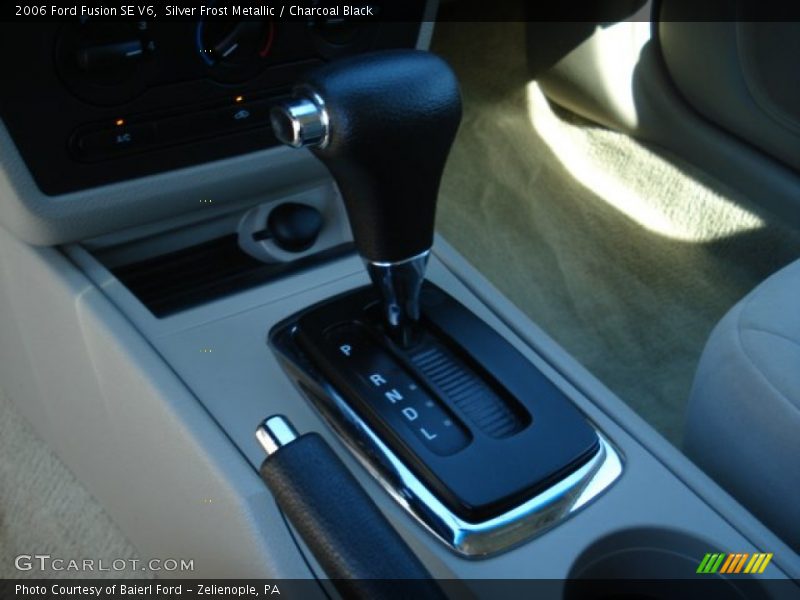 Silver Frost Metallic / Charcoal Black 2006 Ford Fusion SE V6