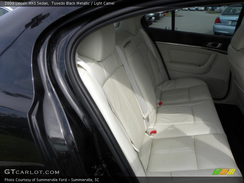 Tuxedo Black Metallic / Light Camel 2009 Lincoln MKS Sedan