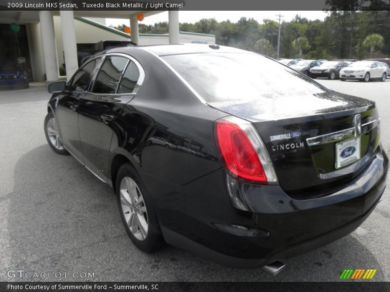 Tuxedo Black Metallic / Light Camel 2009 Lincoln MKS Sedan