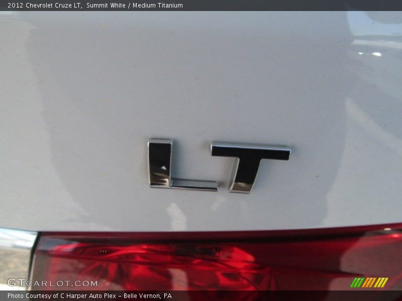 Summit White / Medium Titanium 2012 Chevrolet Cruze LT