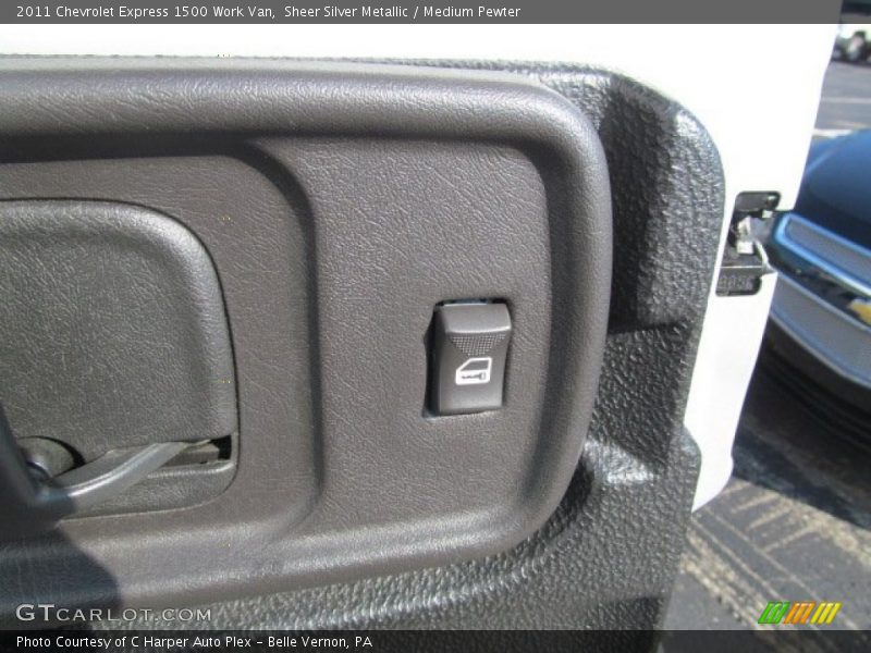 Sheer Silver Metallic / Medium Pewter 2011 Chevrolet Express 1500 Work Van