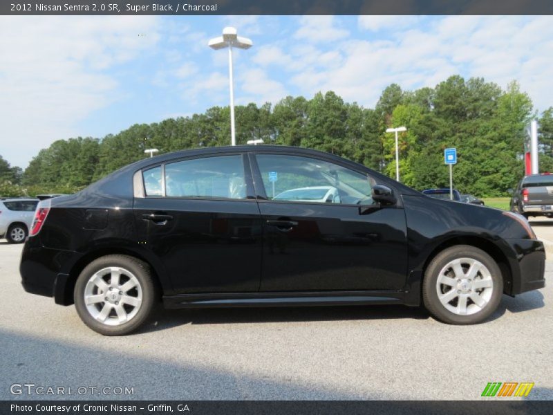 Super Black / Charcoal 2012 Nissan Sentra 2.0 SR