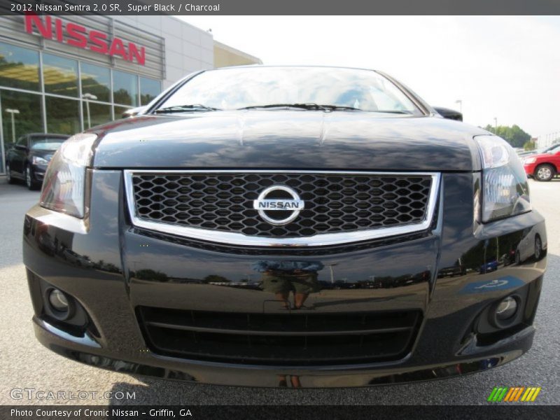 Super Black / Charcoal 2012 Nissan Sentra 2.0 SR