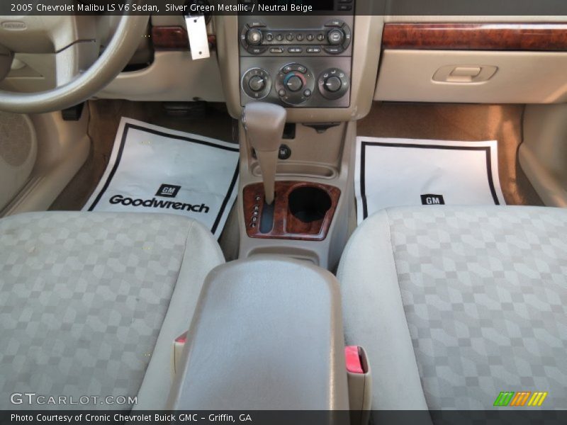Silver Green Metallic / Neutral Beige 2005 Chevrolet Malibu LS V6 Sedan