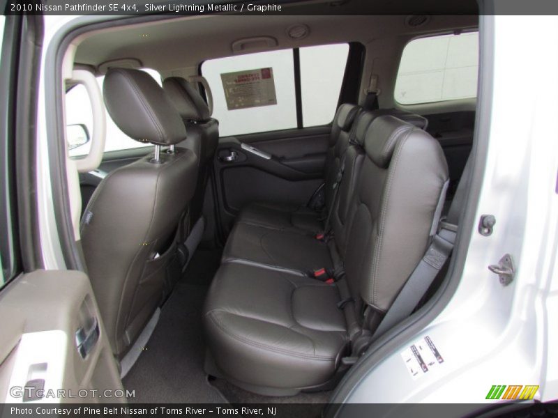 Silver Lightning Metallic / Graphite 2010 Nissan Pathfinder SE 4x4