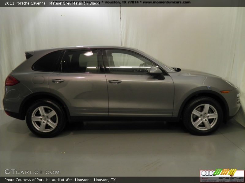 Meteor Grey Metallic / Black 2011 Porsche Cayenne