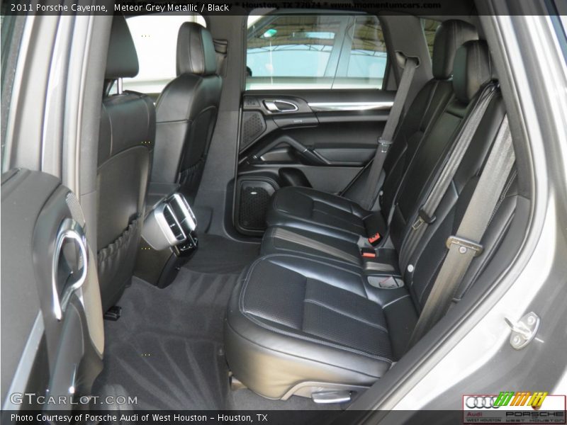 Meteor Grey Metallic / Black 2011 Porsche Cayenne