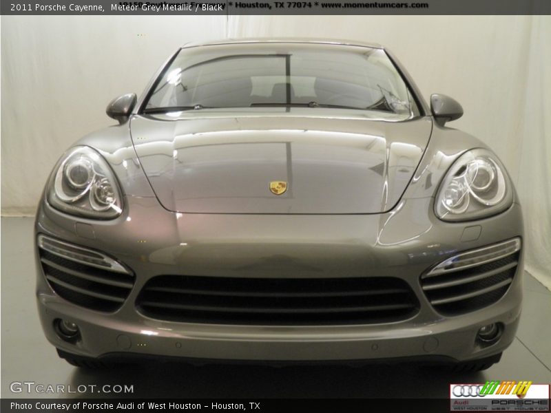 Meteor Grey Metallic / Black 2011 Porsche Cayenne
