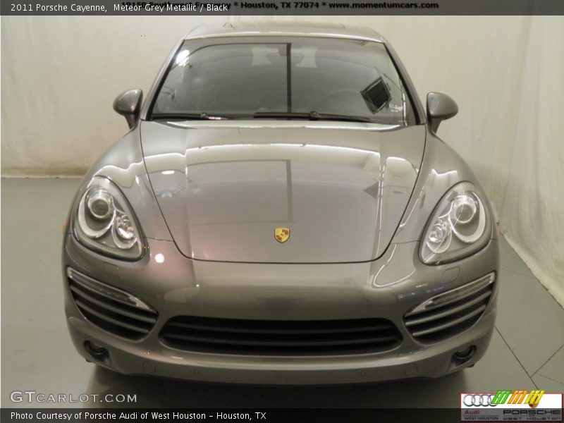 Meteor Grey Metallic / Black 2011 Porsche Cayenne