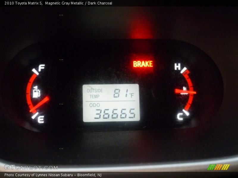 Magnetic Gray Metallic / Dark Charcoal 2010 Toyota Matrix S