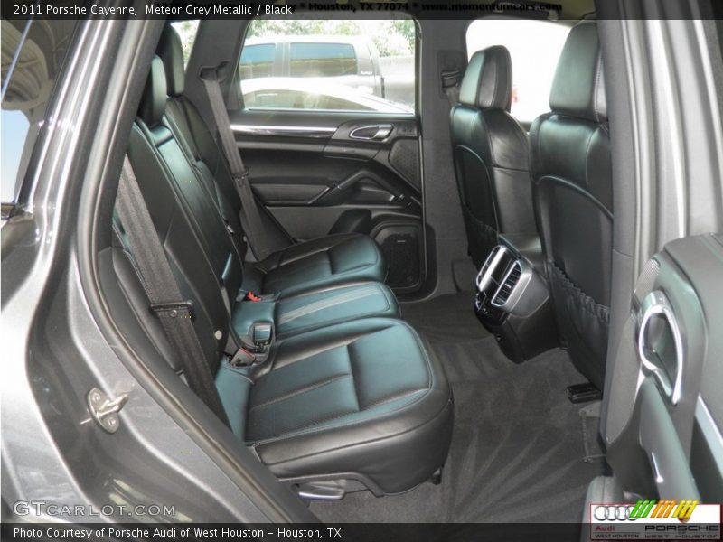 Meteor Grey Metallic / Black 2011 Porsche Cayenne