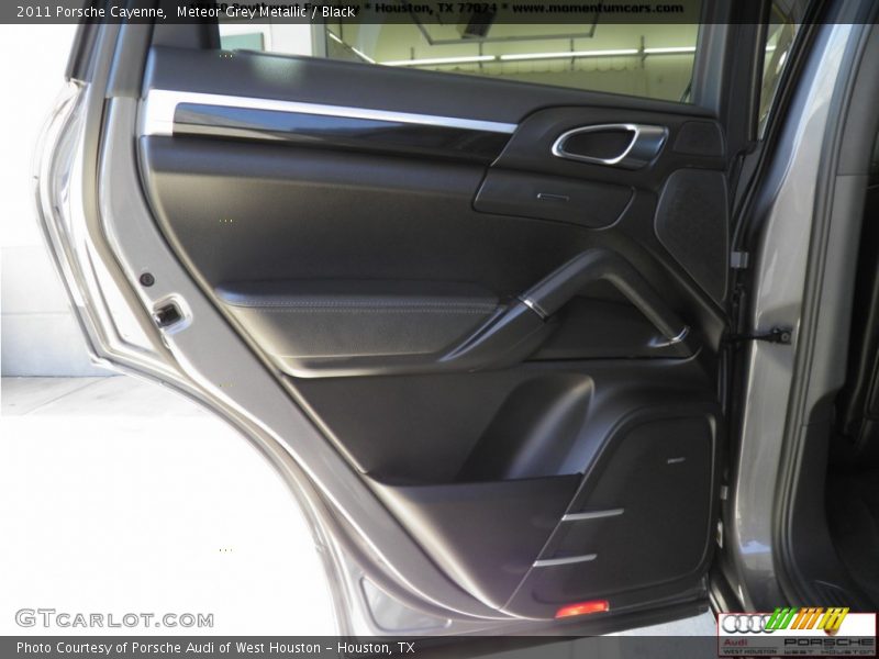 Meteor Grey Metallic / Black 2011 Porsche Cayenne