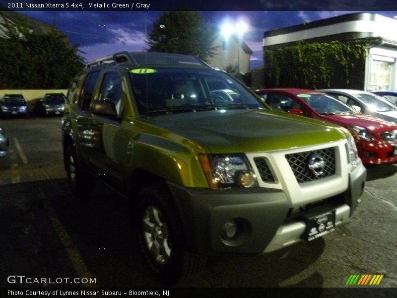 Metallic Green / Gray 2011 Nissan Xterra S 4x4