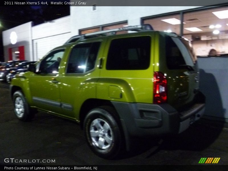 Metallic Green / Gray 2011 Nissan Xterra S 4x4