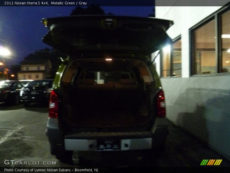 Metallic Green / Gray 2011 Nissan Xterra S 4x4