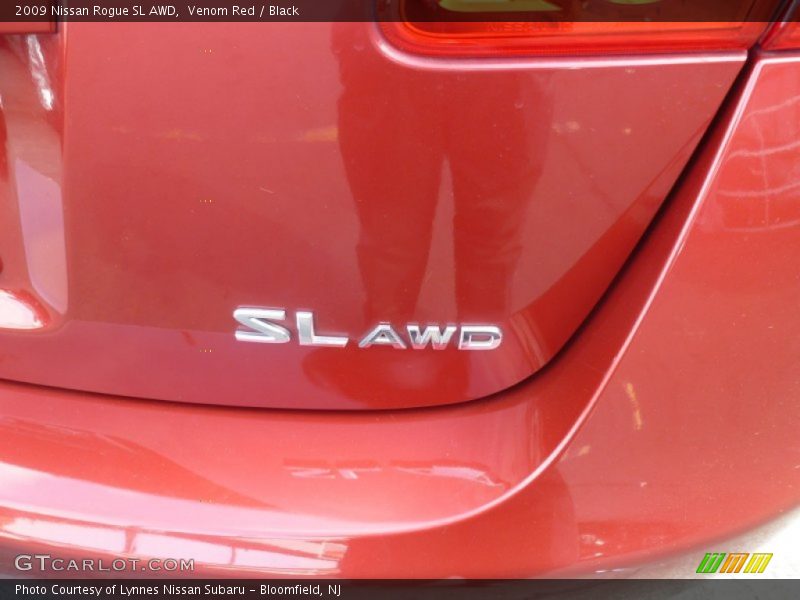 Venom Red / Black 2009 Nissan Rogue SL AWD