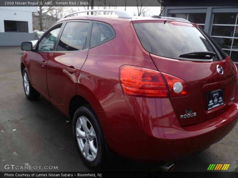 Venom Red / Black 2009 Nissan Rogue SL AWD