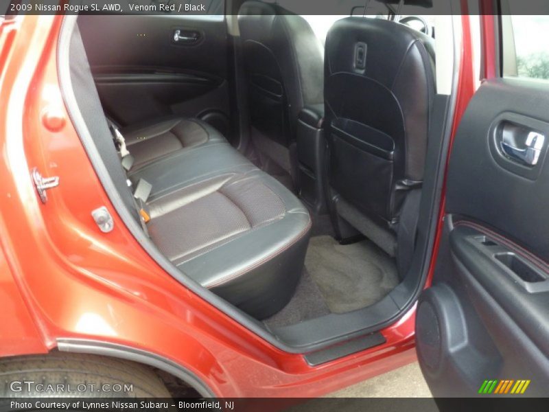 Venom Red / Black 2009 Nissan Rogue SL AWD