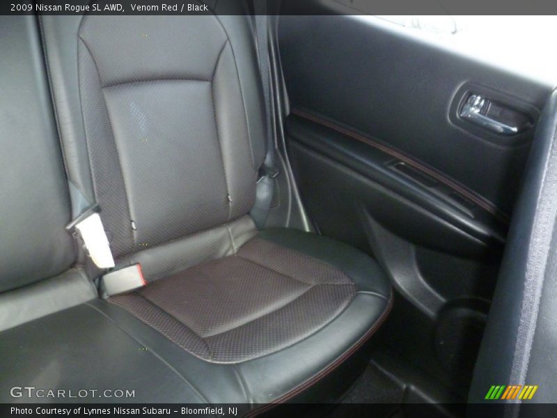 Venom Red / Black 2009 Nissan Rogue SL AWD