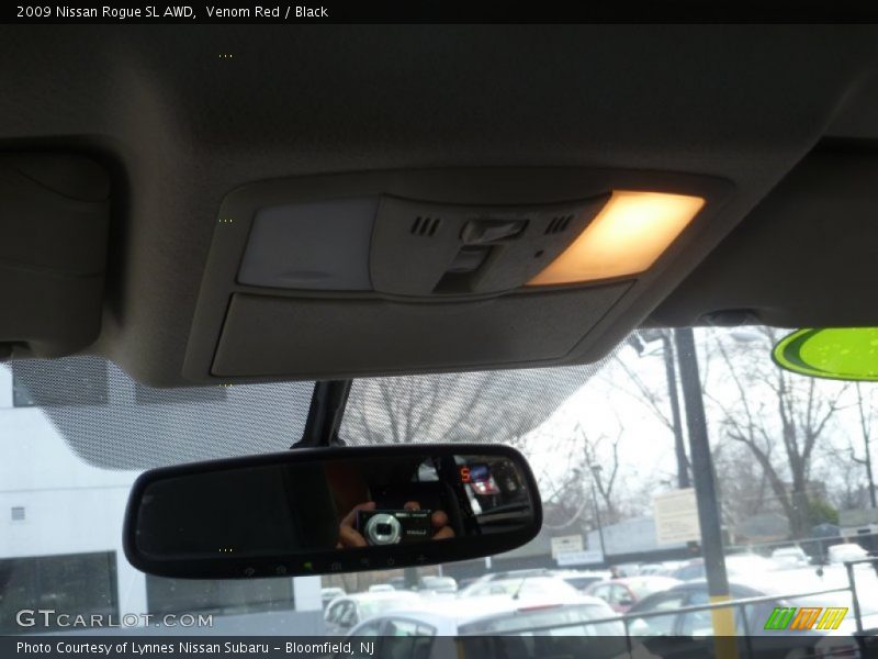 Venom Red / Black 2009 Nissan Rogue SL AWD