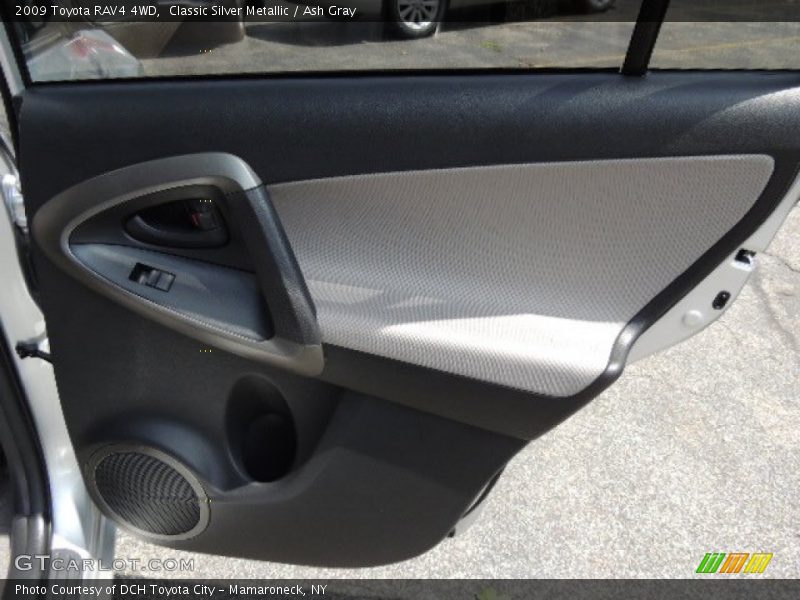 Classic Silver Metallic / Ash Gray 2009 Toyota RAV4 4WD
