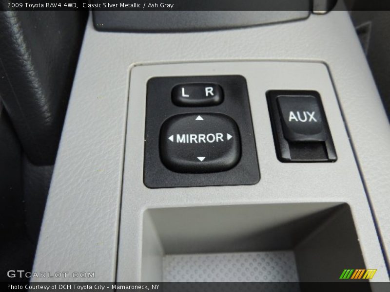 Classic Silver Metallic / Ash Gray 2009 Toyota RAV4 4WD