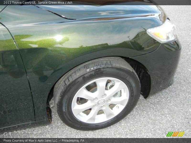 Spruce Green Mica / Ash 2011 Toyota Camry LE