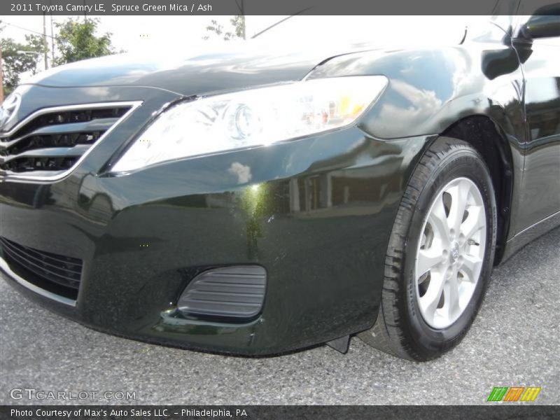 Spruce Green Mica / Ash 2011 Toyota Camry LE