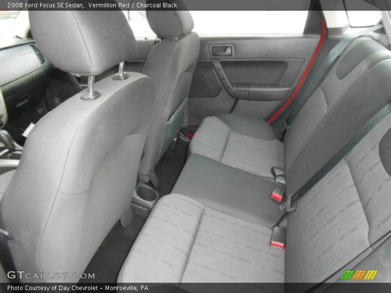 Vermillion Red / Charcoal Black 2008 Ford Focus SE Sedan
