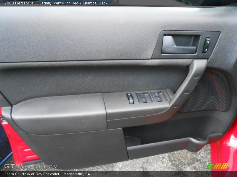 Vermillion Red / Charcoal Black 2008 Ford Focus SE Sedan