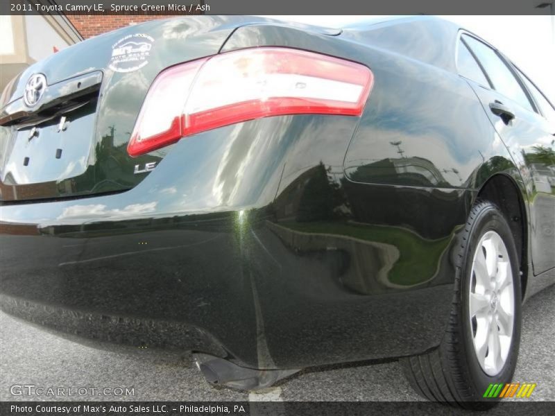 Spruce Green Mica / Ash 2011 Toyota Camry LE
