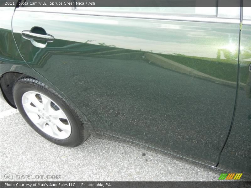 Spruce Green Mica / Ash 2011 Toyota Camry LE